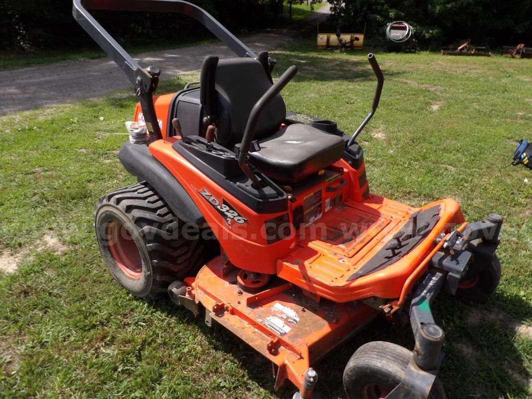 Kubota Riding Mower