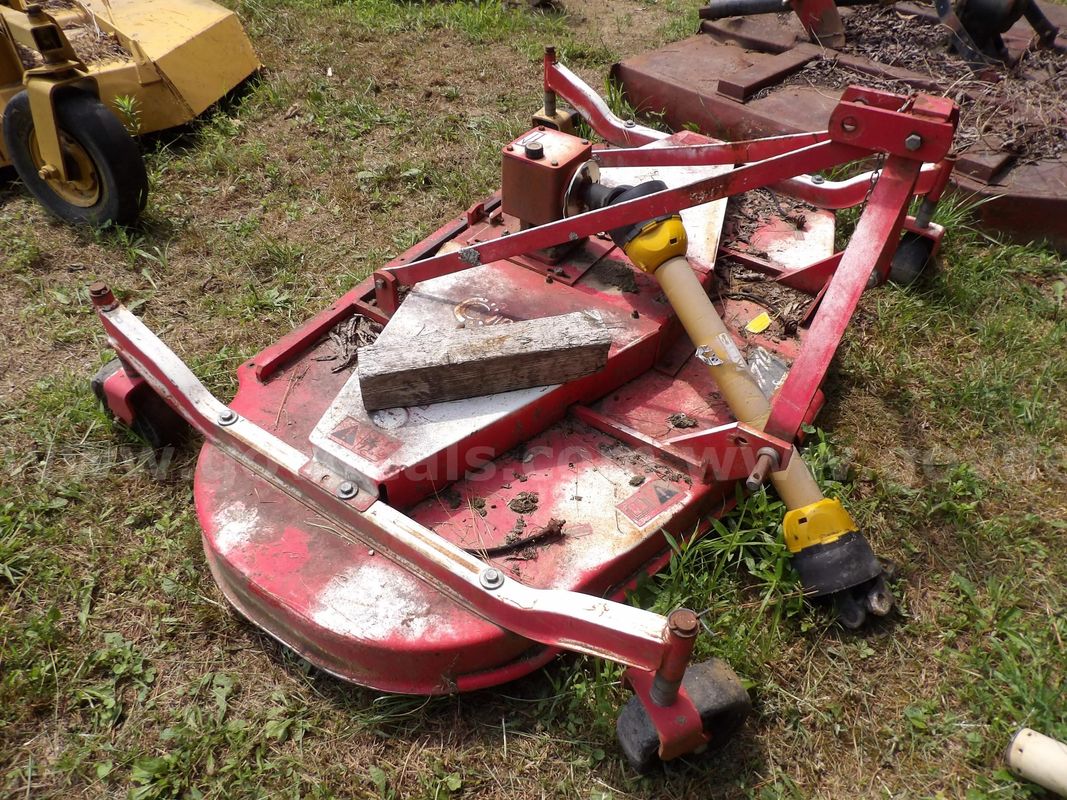 Caroni Finishing Mower