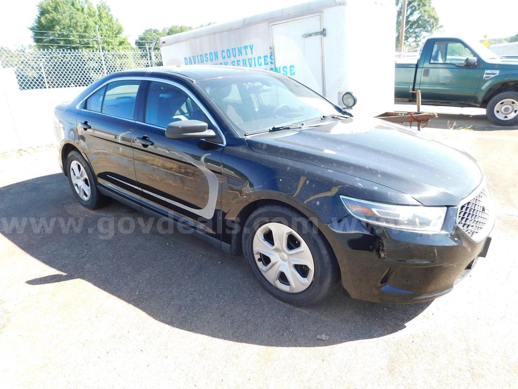 2015 Ford Taurus