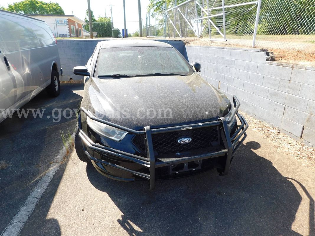 2016 Ford Taurus