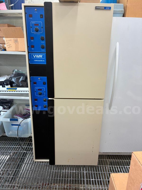 VWR 3020 Lab Bacteria Incubator
