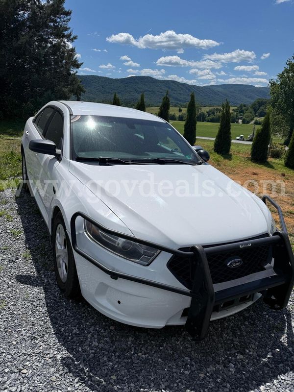 2016 Ford Taurus
