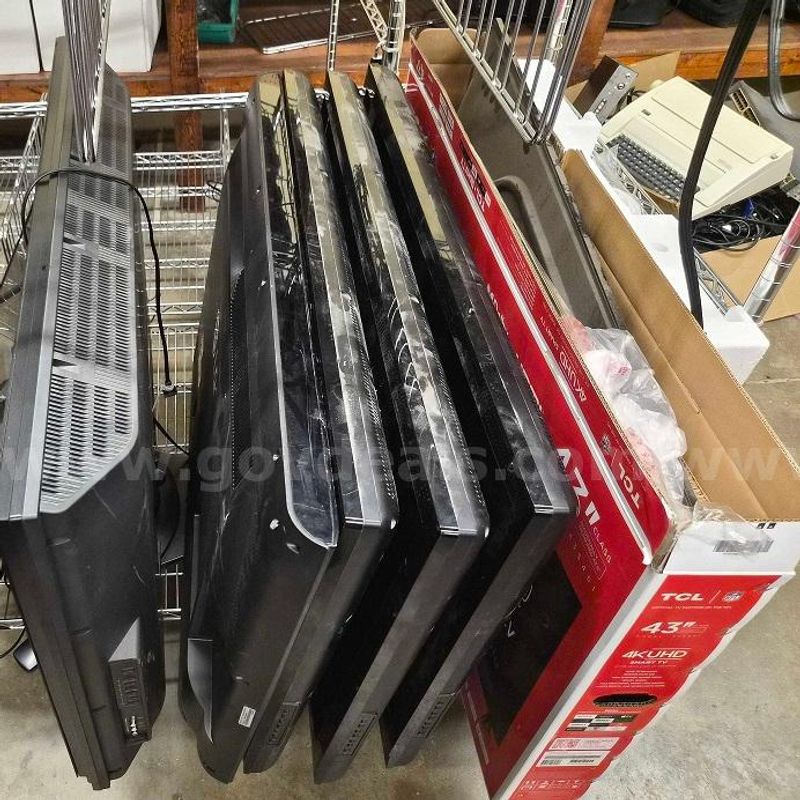 Lot 5_Evans_TVs