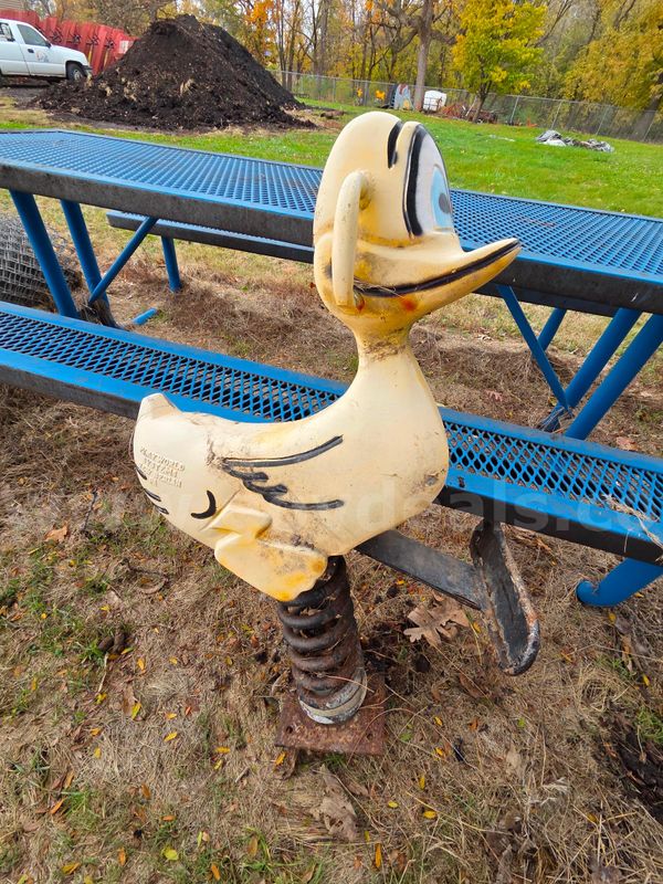 Duck playground spring rider