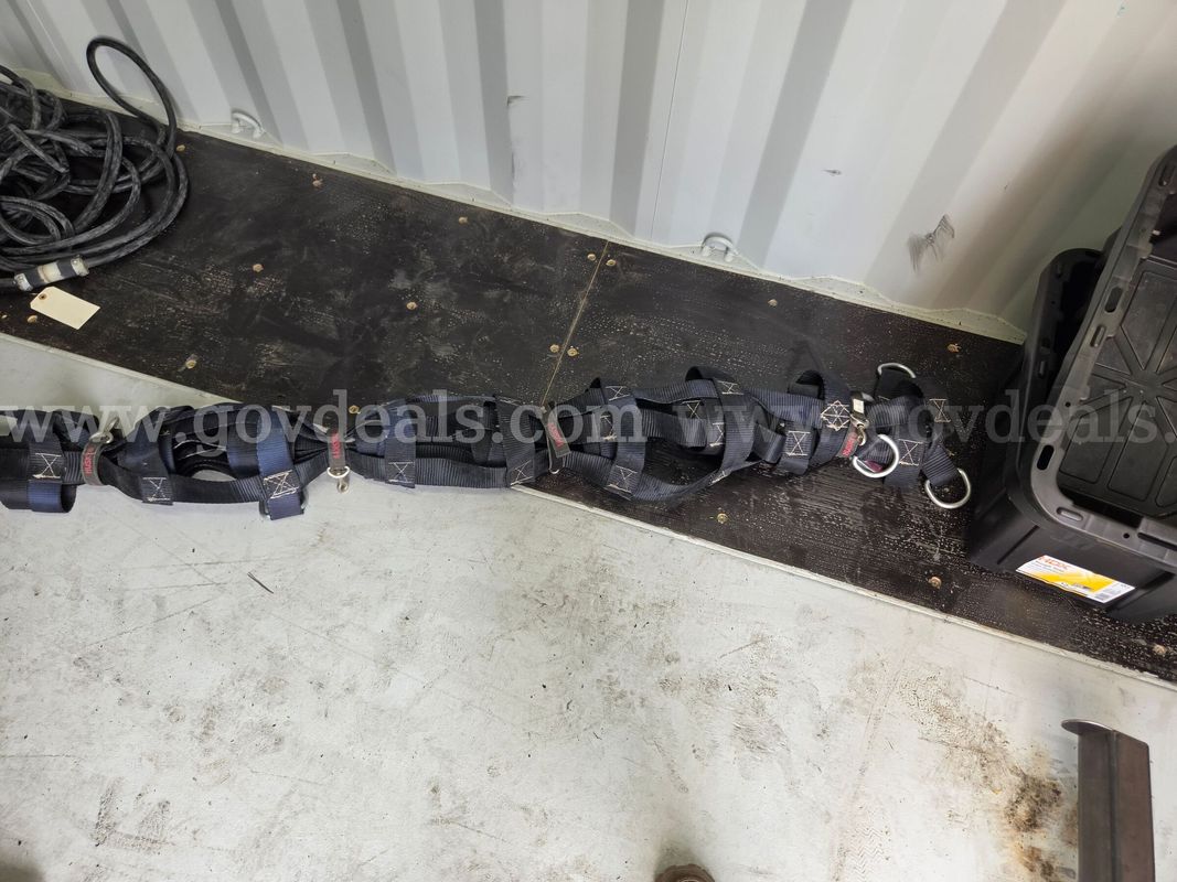 Husky Cargo Net Load Restraint System – 72" x 96"