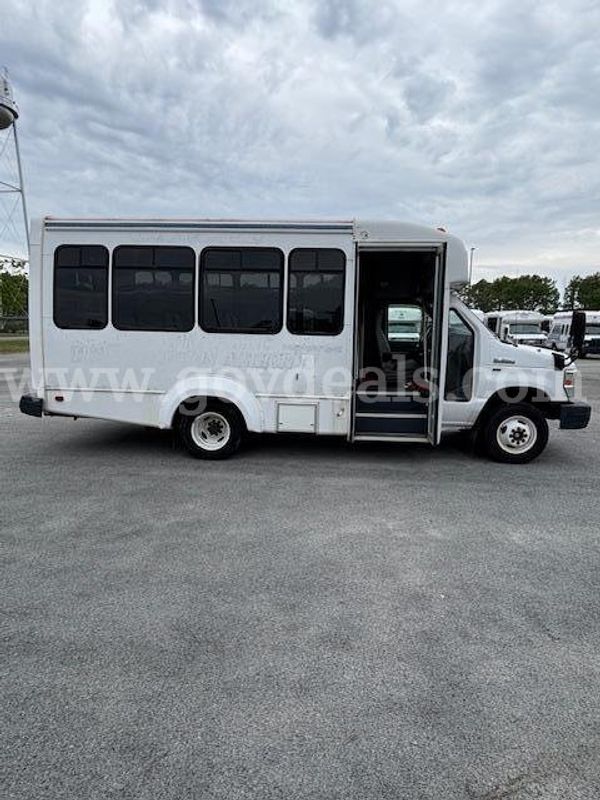 2015 Ford Econoline