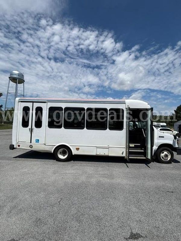 2018 Ford Econoline