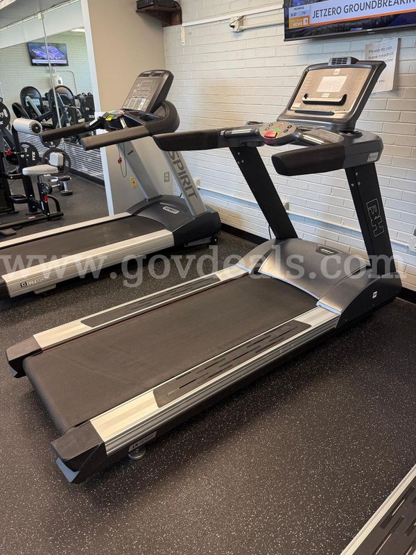 B&H Fitness Treadmill
