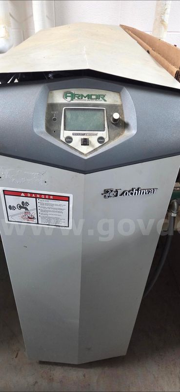 1 Lot of 2 Lochinvar 800,000 BTU LP/Natural Gas Water Heaters