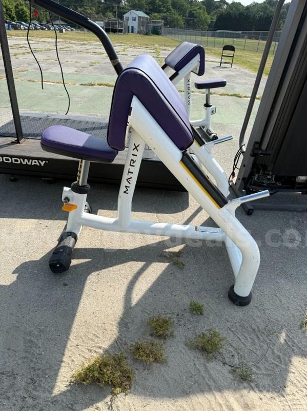 Lot of (2) Preacher Curl Bench