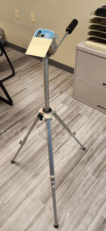 Vivitar Tri-Pod