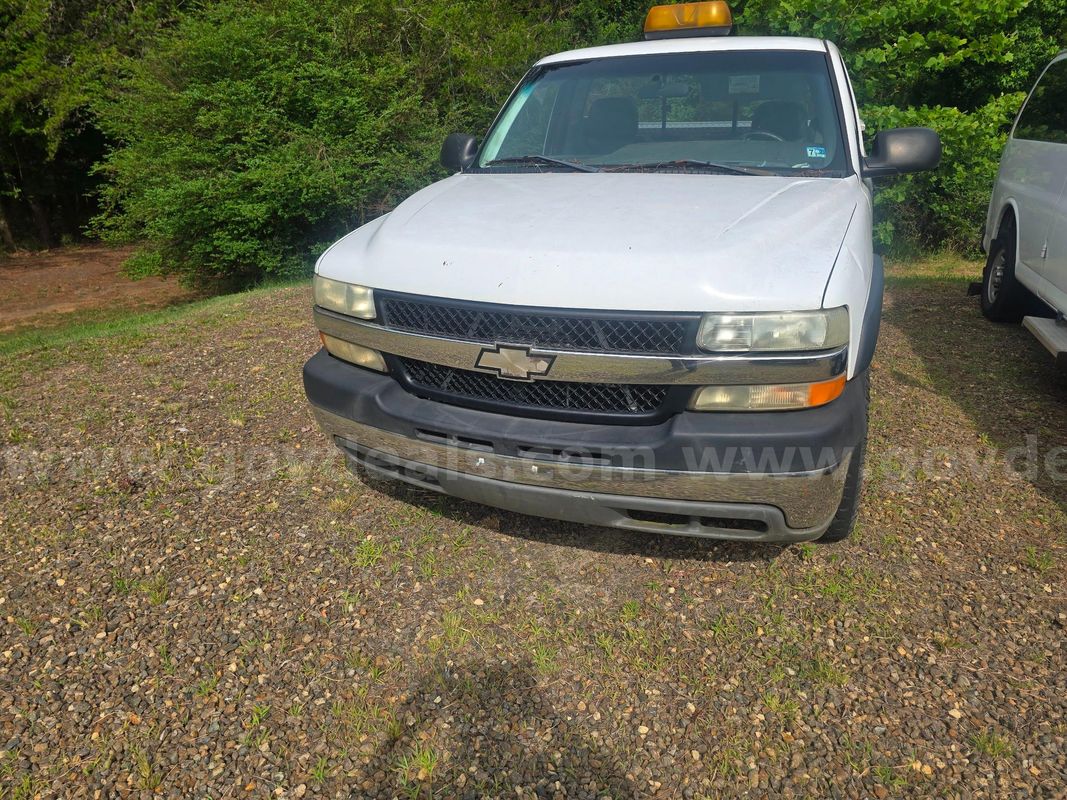 2002 Chevrolet Silverado 2500HD LS 4WD