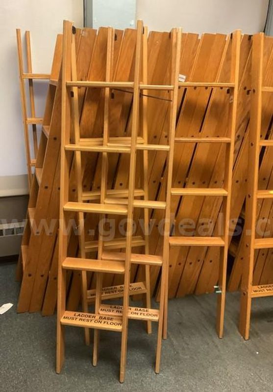 Wood bunkbed ladders - NEW LOWER PRICE! - lot of 10 - G2413803