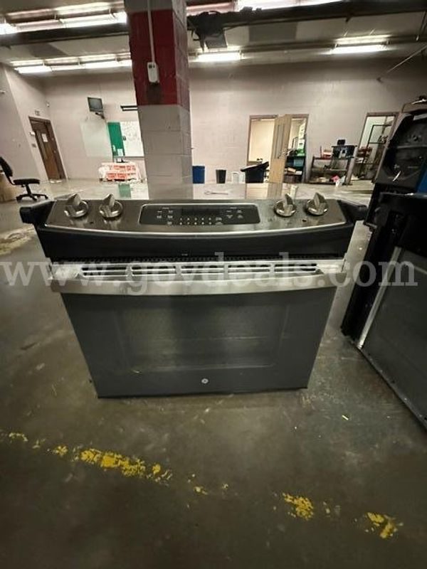 GE Kitchen Range ADA