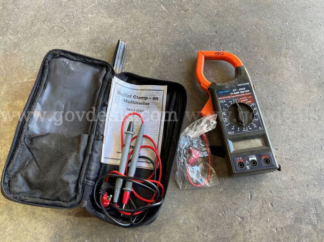 Digital Clamp Meter
