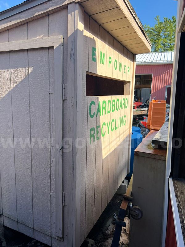 6' wide X 4' deep X 7.5' tall portable building