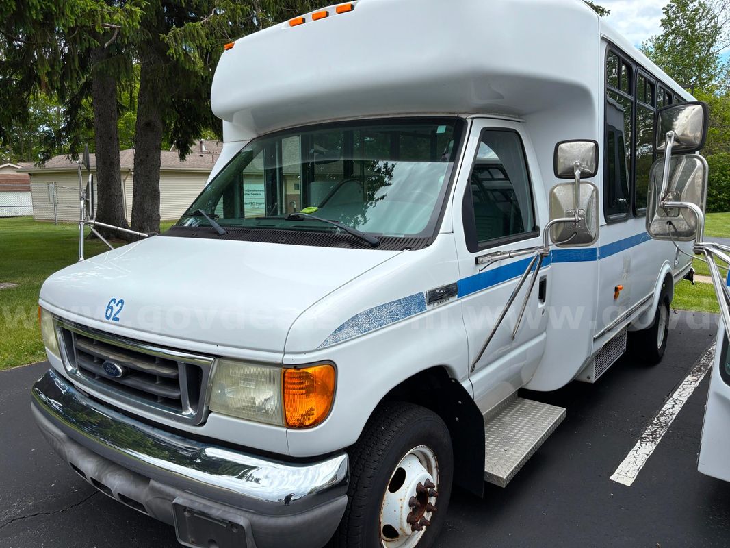 2007 Ford Econoline 62