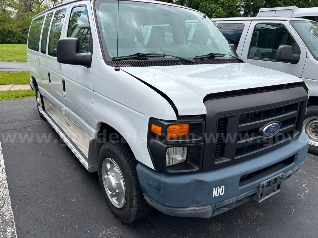 2011 Ford Econoline #100