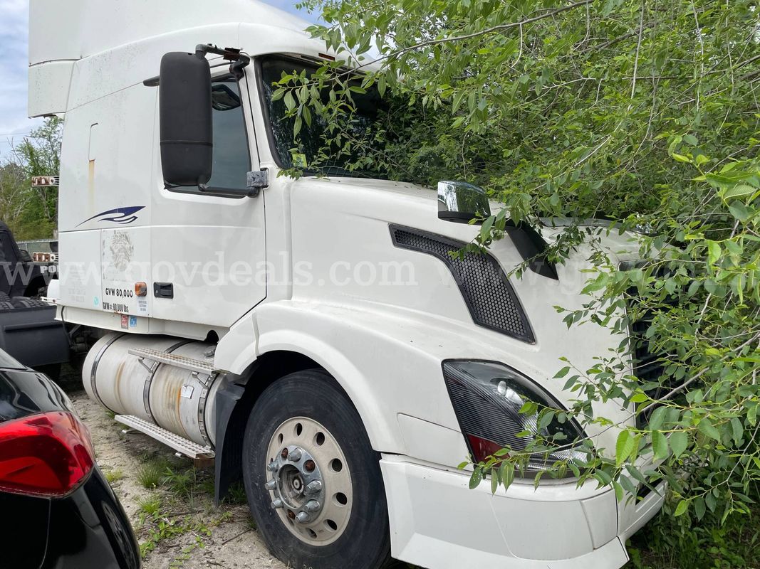 2006 Volvo VNL