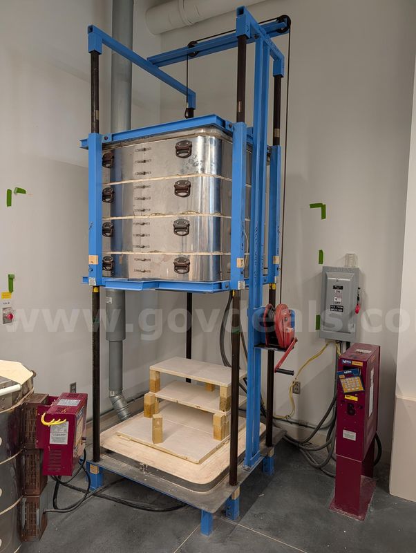 L&L Ceramics Kiln