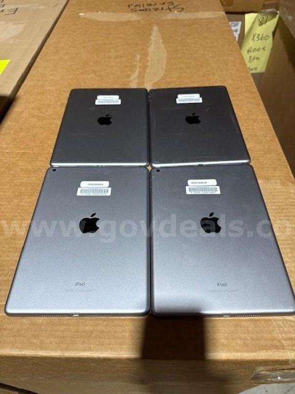 Apple iPad 5th Generation (Lot of 40) (WiFi Only)