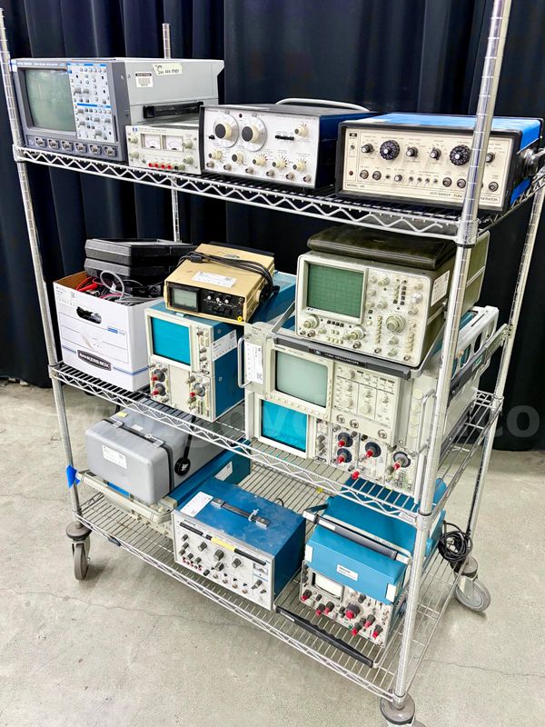 Lot of Oscilloscopes & Related Equipment (424-4)