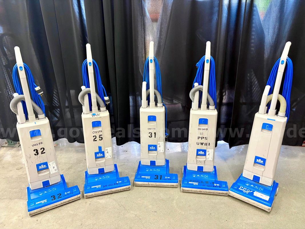 Lot of 5 Vacuum Cleaners: Windsor (426-11)