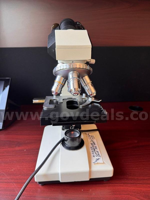Fisher Scientific Compound binocular microscope