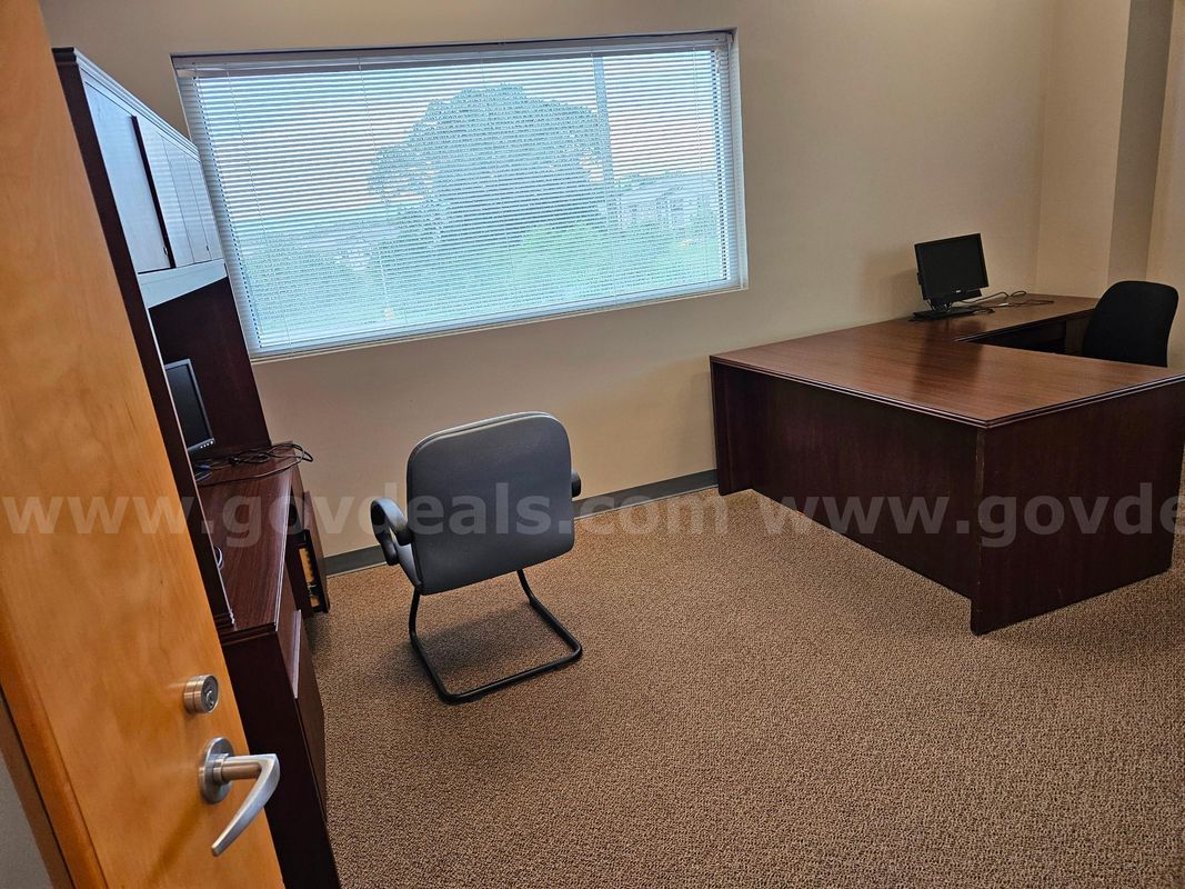 Office Suite Furniture
