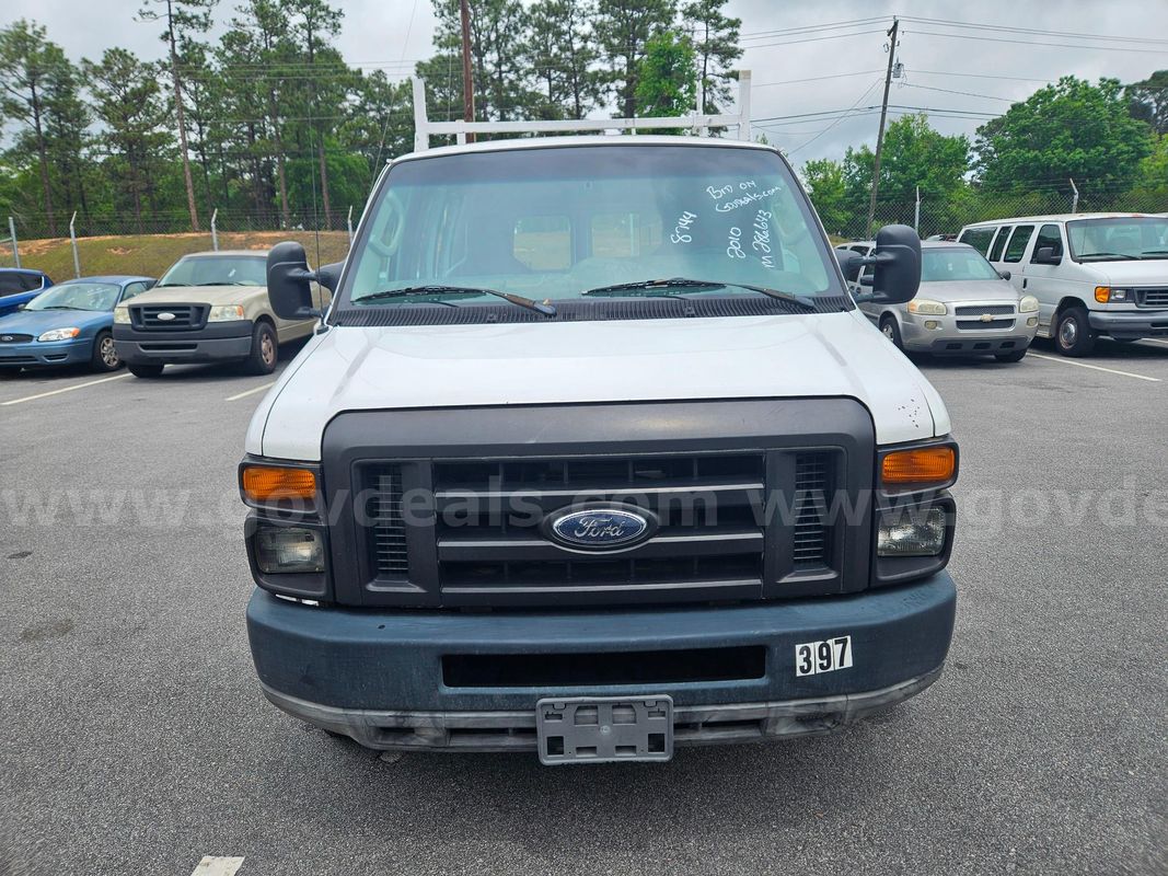 2010 Ford Econoline 250 CARGO VAN, 4.6L V8