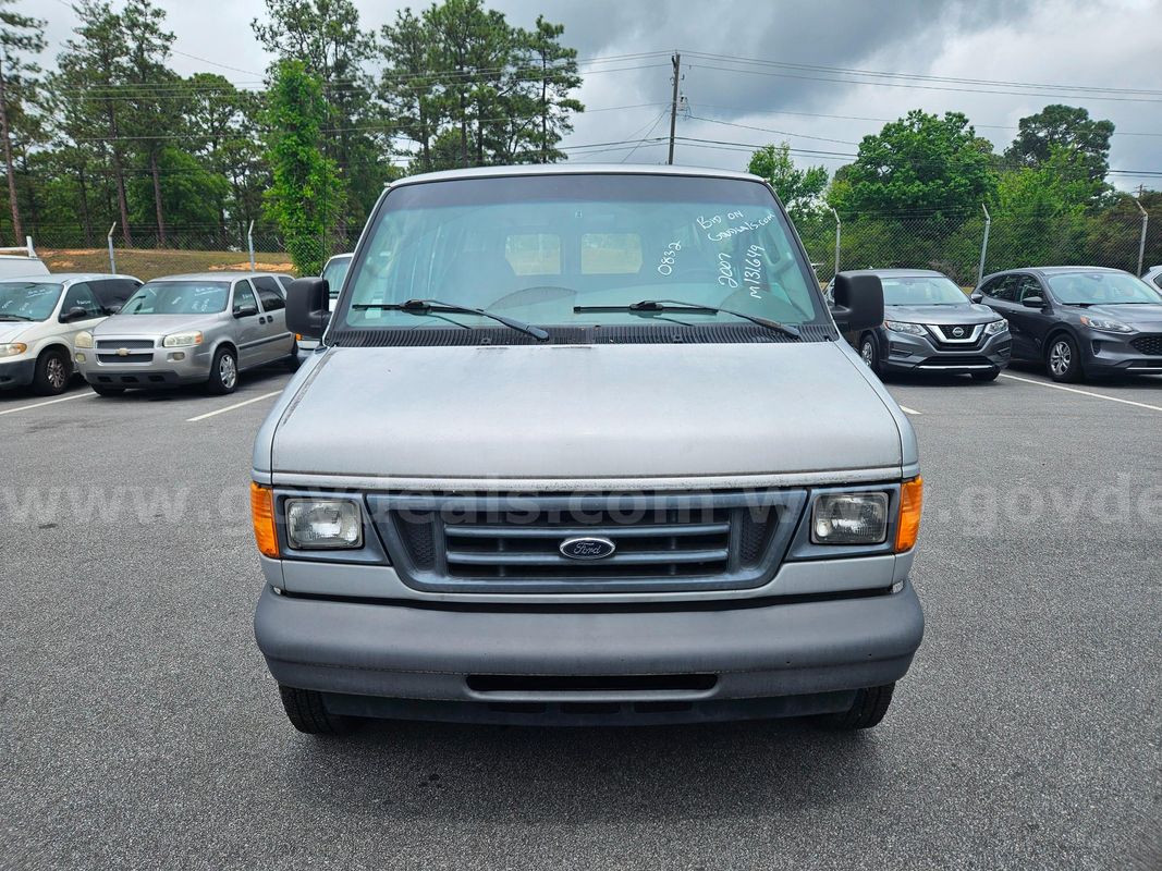 2007 Ford Econoline E-350 XL Super Duty 5.4L V8