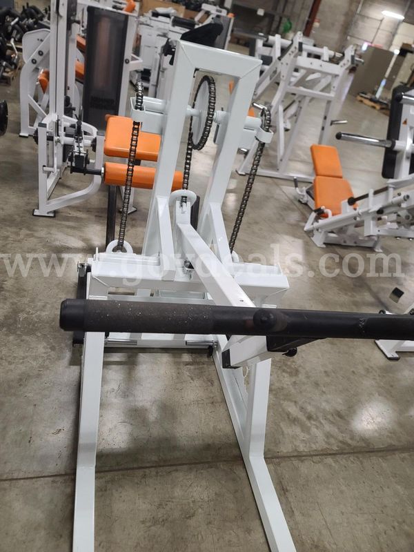 Strength Attacker (White) w/ Platform