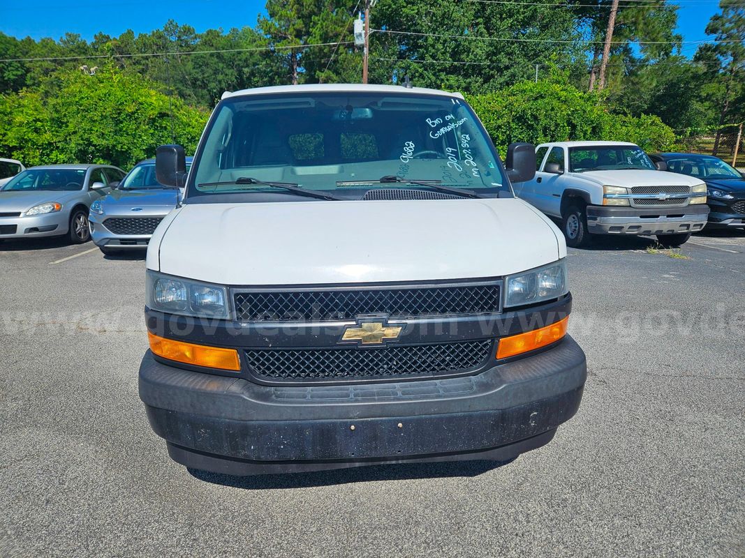 2019 Chevrolet Express 6.0L V8