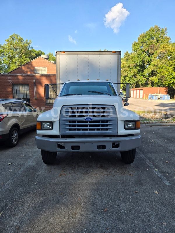 1997 Ford F700 Box Truck/DS18627/99248/CHFS/W0423/OFFSITE