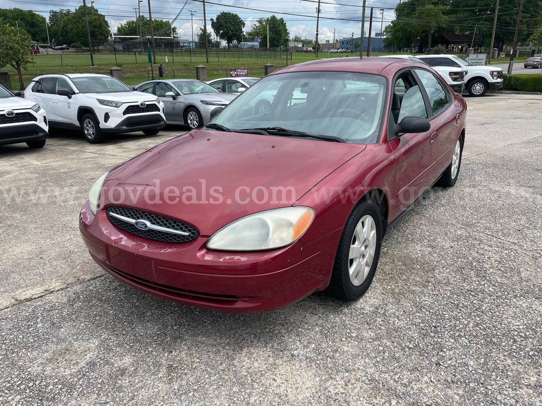 2002 Ford Taurus