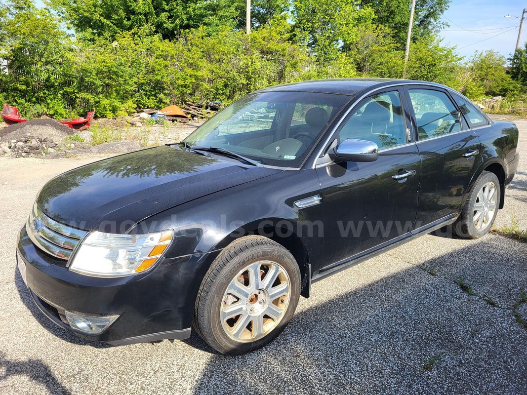 2008 Ford Taurus