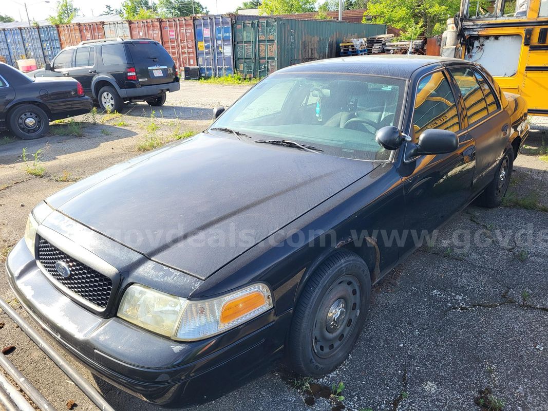 2005 Ford Crown Victoria