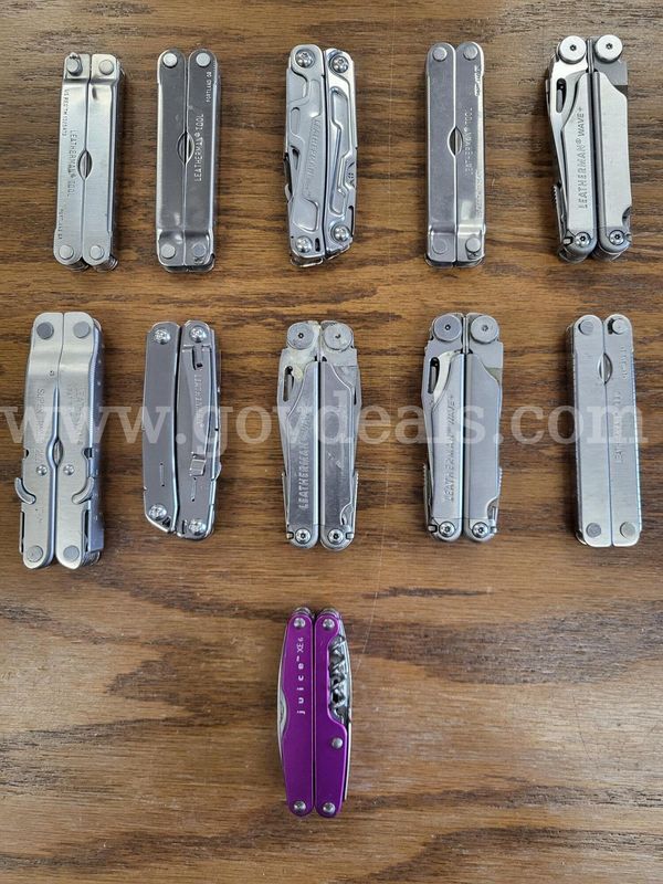 Assortment of Leatherman multitools