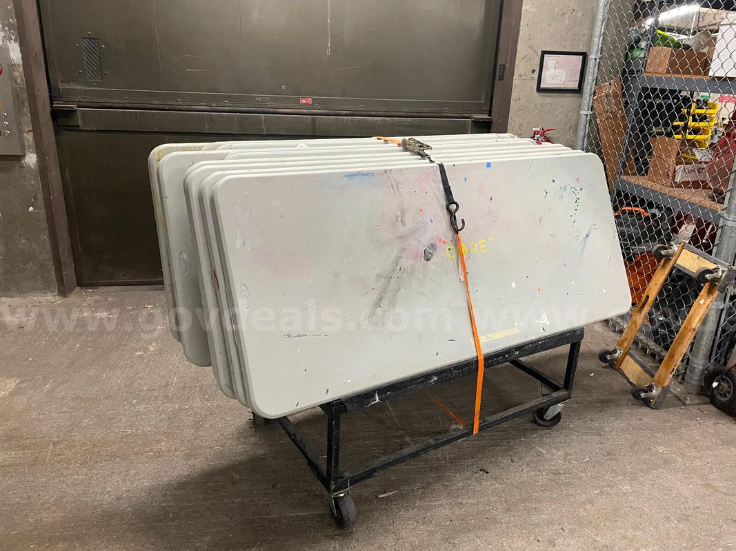 Lot of (16) Folding Tables, wood and plastic