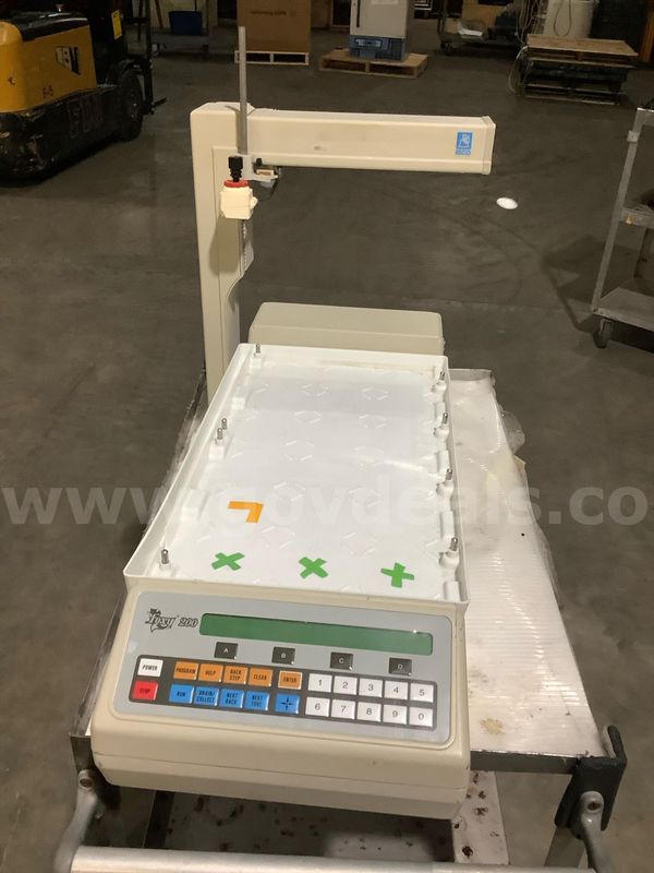 (1) Used foxy 200