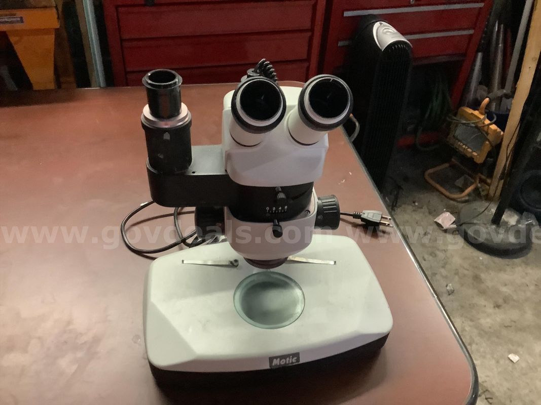 (1) Used microscope