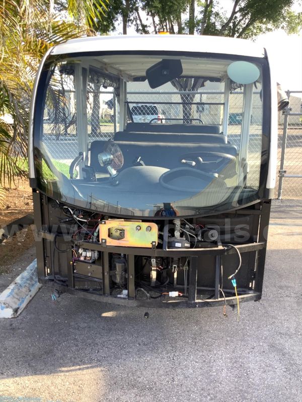 (1) Used / Non-functional Golf cart, for parts and service. #E552
