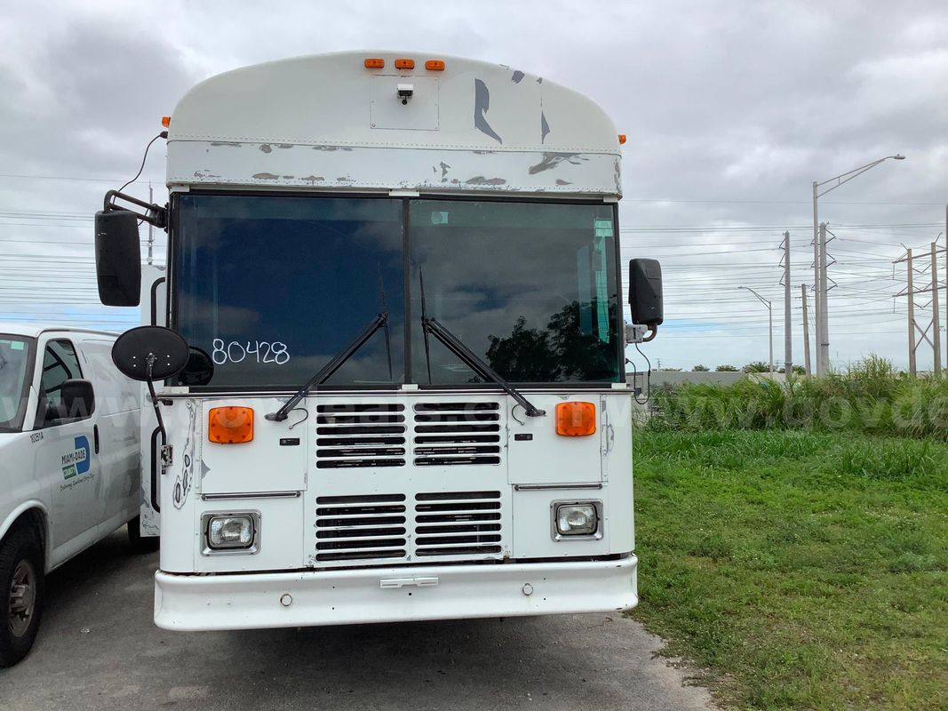 80428/ 2002 Thomas Transit Bus