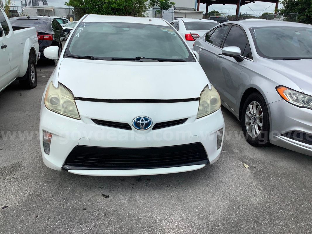 3341A/ 2015 Toyota Prius