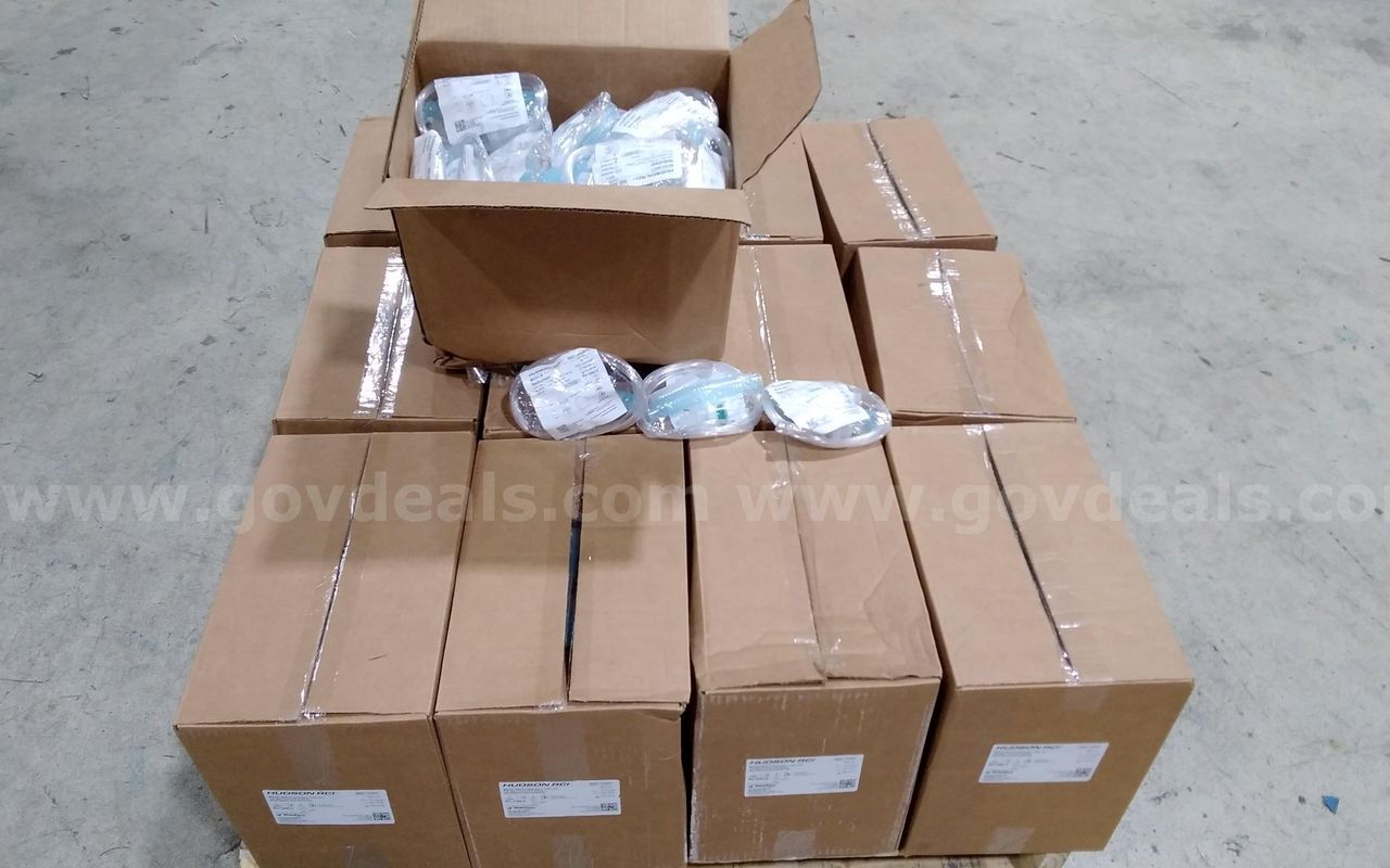 Lot of Hudson RCI micro-mist nebulizer. New old stock