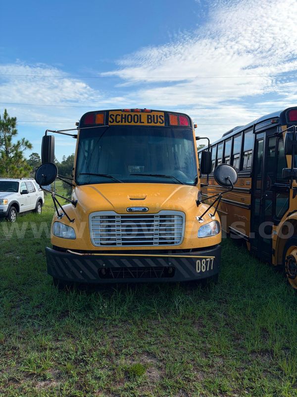 2009 Freightliner B2 Bus Chassis