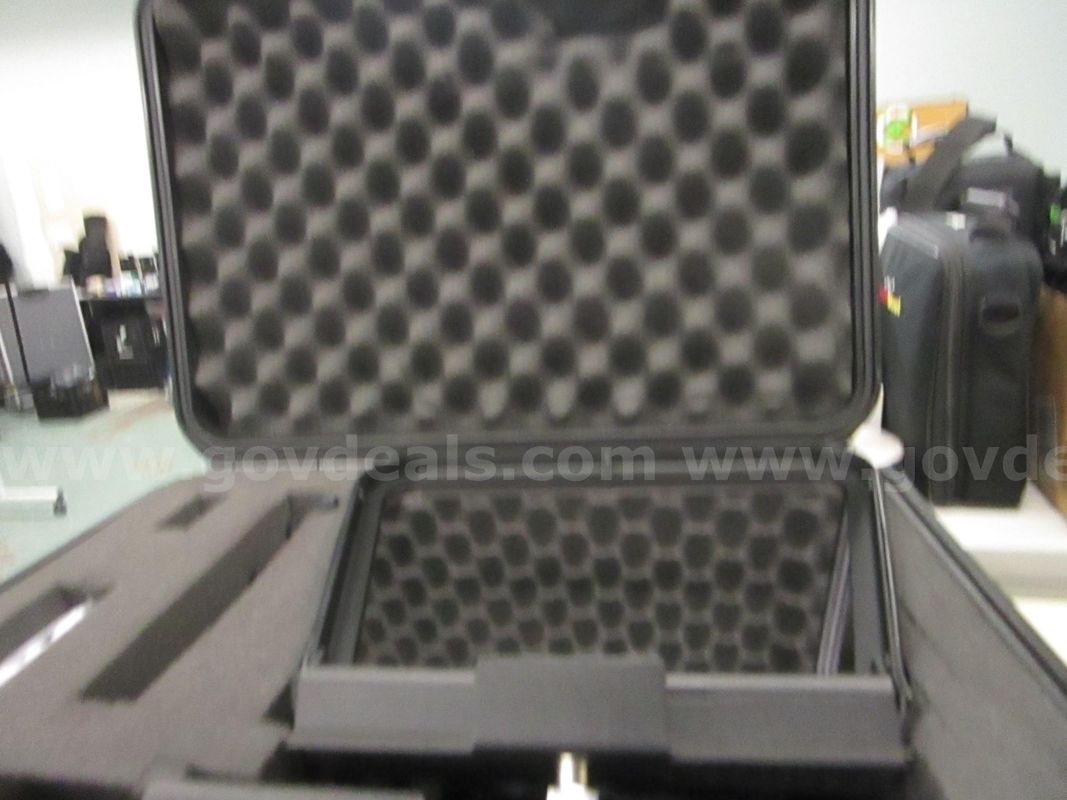 Teleprompter in case