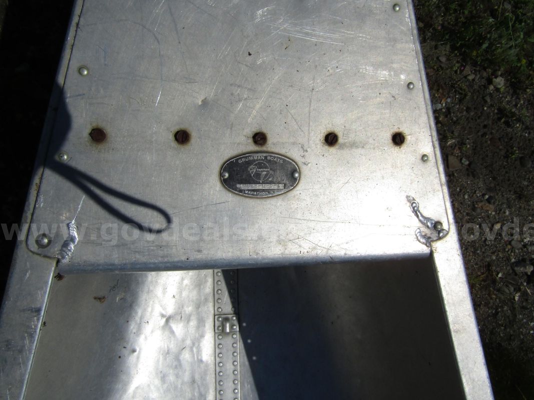 Grumman 17ft Aluminum Canoe