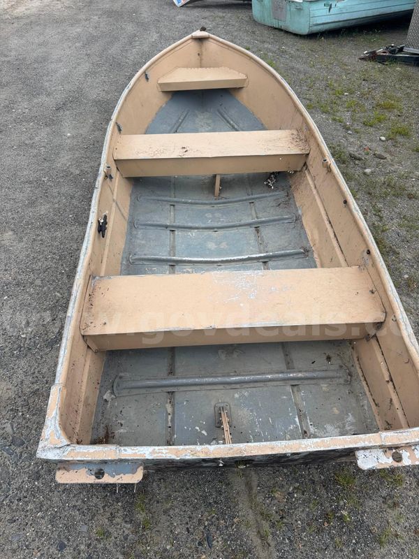 12' Aluminum Boat