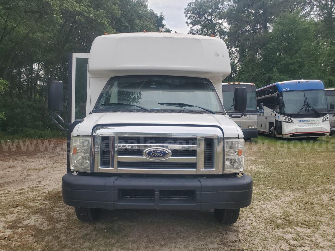 2015 Ford Econoline